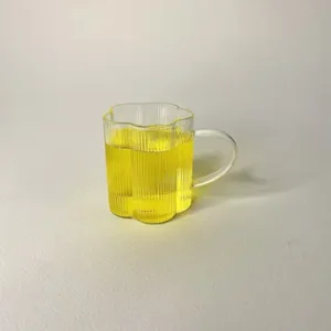 لیوان پیرکس شبدری شیاردار