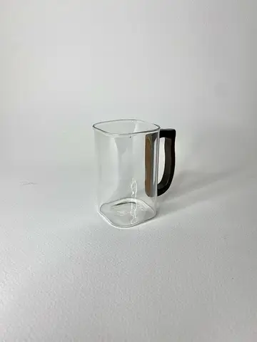 لیوان بلند دسته چوبی پیرکس لیوان بلند دسته چوبی پیرکس