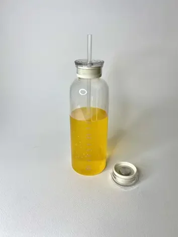 بطری آب مدرج نی دار