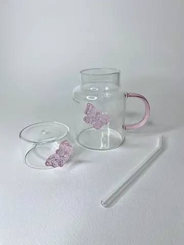 لیوان اسموتی پیرکس دسته دار پروانه ای لیوان اسموتی پیرکس دسته دار پروانه ای
