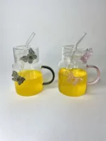 لیوان اسموتی پیرکس دسته دار پروانه ای