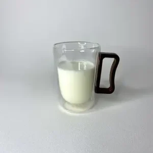 لیوان دوجداره دسته چوبی تیره موجدار