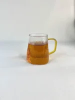 لیوان پیرکس مخروطی دفرمه دسته طلایی