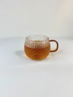 لیوان پیرکس پولکی خمره ای دسته قهوه ای