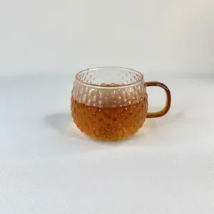 لیوان پیرکس پولکی خمره ای دسته قهوه ای