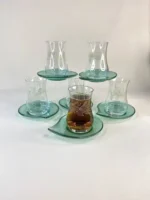استکان کمر باریک گلدار با نعلبکی سبز